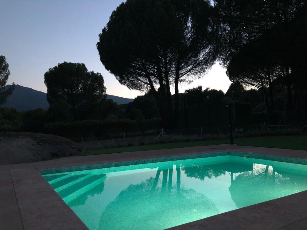 Casa Valdesanmartin - Country House, 10500sqm, Pool, Paddel & Bbq Holiday home