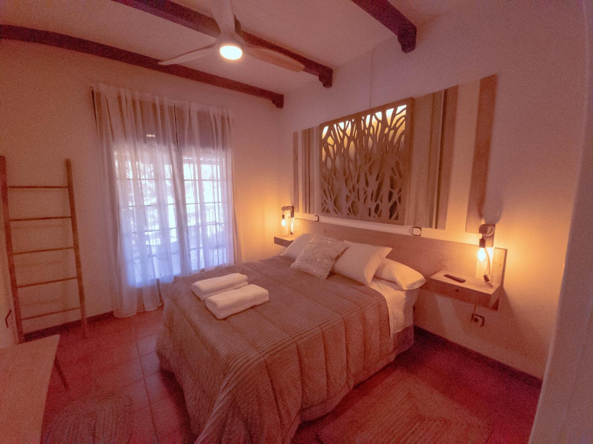 Casa Valdesanmartin - Country House, 10500sqm, Pool, Paddel & Bbq Holiday home